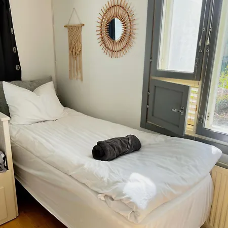 Sunny Nest 1 *
