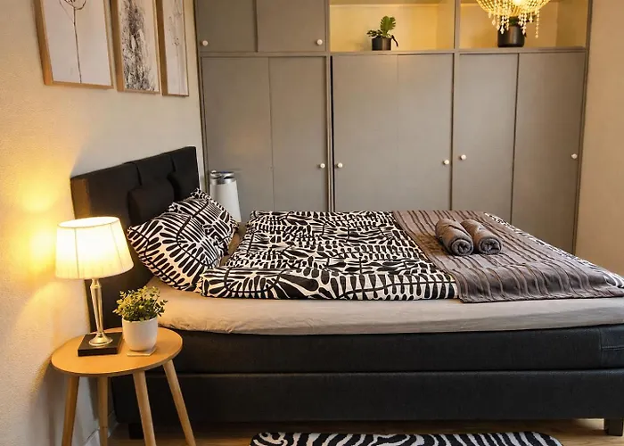 Sunny Nest 1 Apartment *